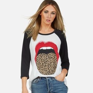 Lauren Moshi Kenya leopard tongue raglan